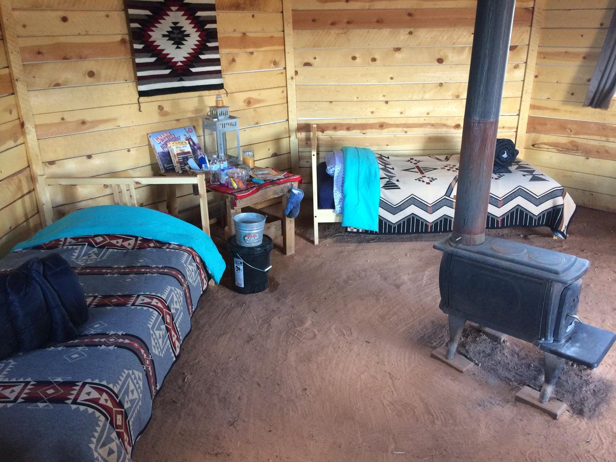 Shash Dine' Ecoretreat Page Luaran gambar